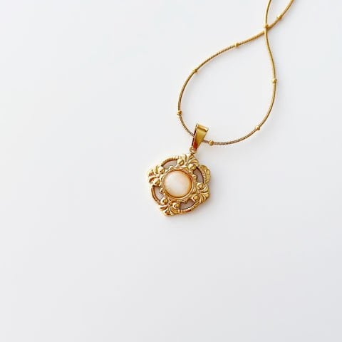 Queen Caramel Steel Necklace | Çelik Kolye