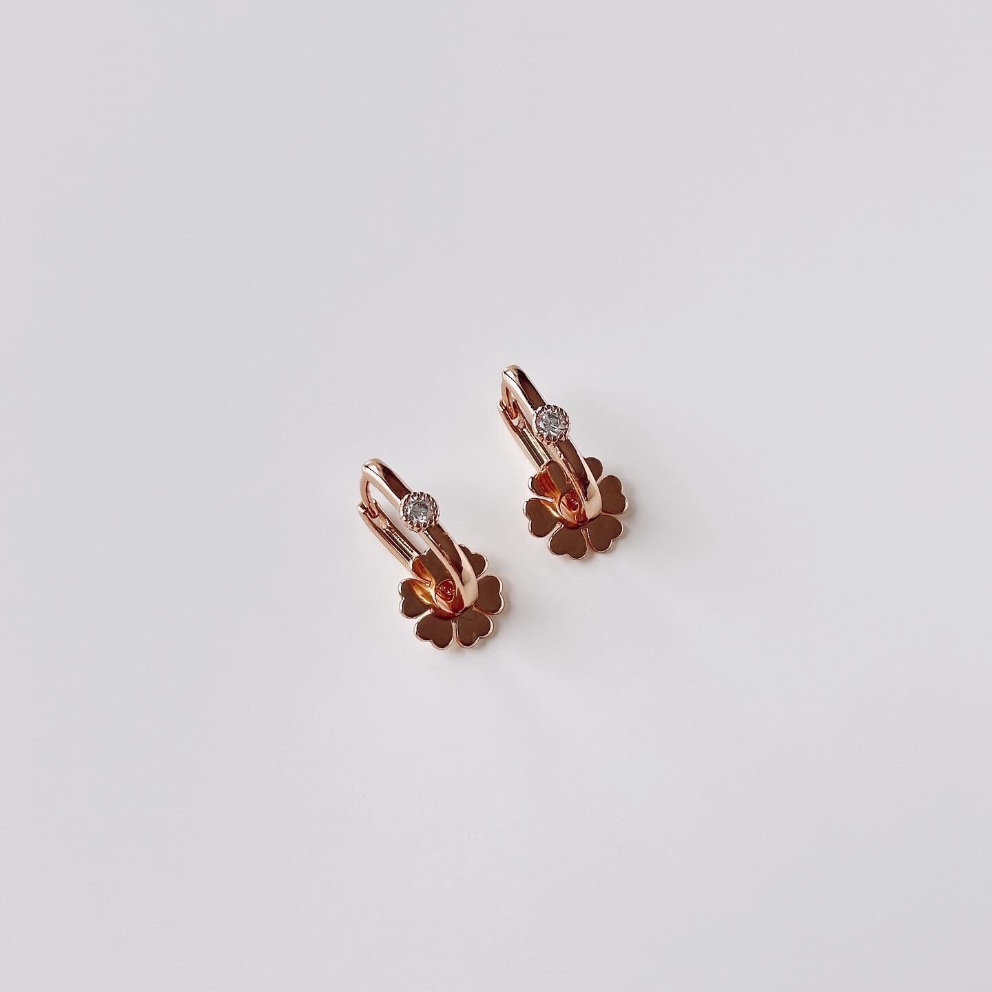 Clowy W. Xuping Steel Earring | Çelik Küpe