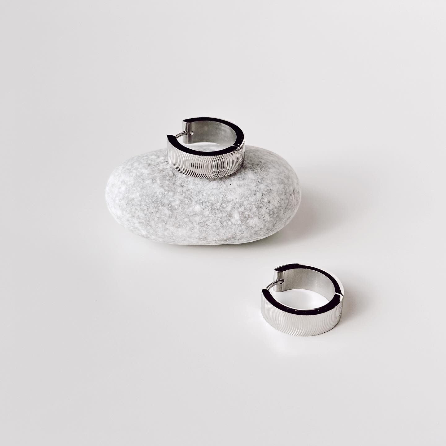 Knurl Grey Steel Earring | Çelik Küpe