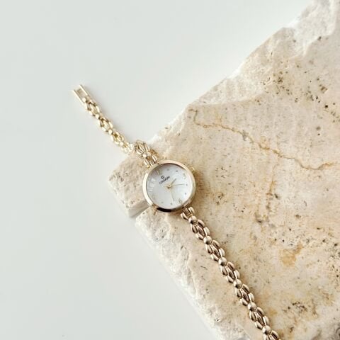 Nadia Gold-White Watch | Saat