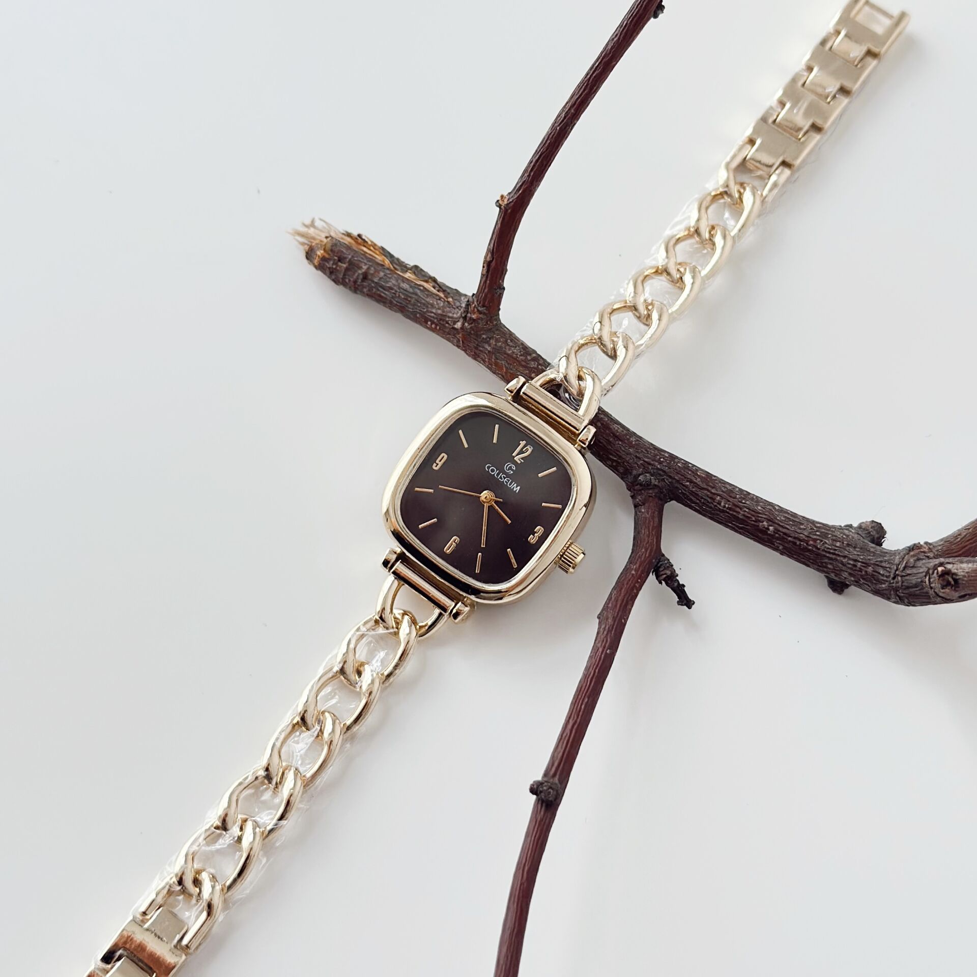 Feal Gold-Black Watch | Saat