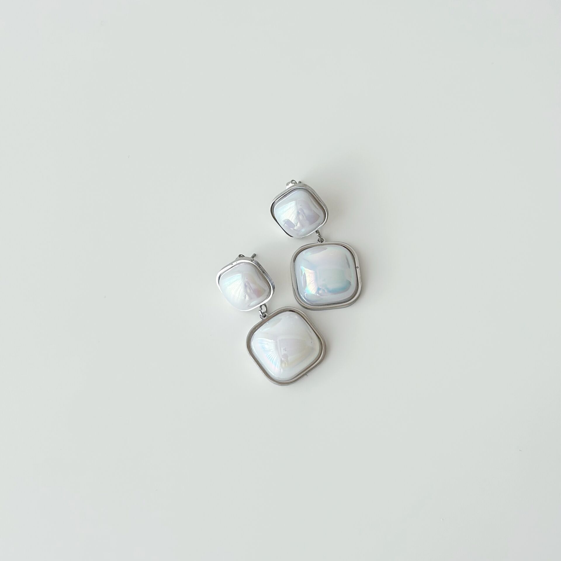 L' Pearl Grey Steel Earring | Çelik Küpe