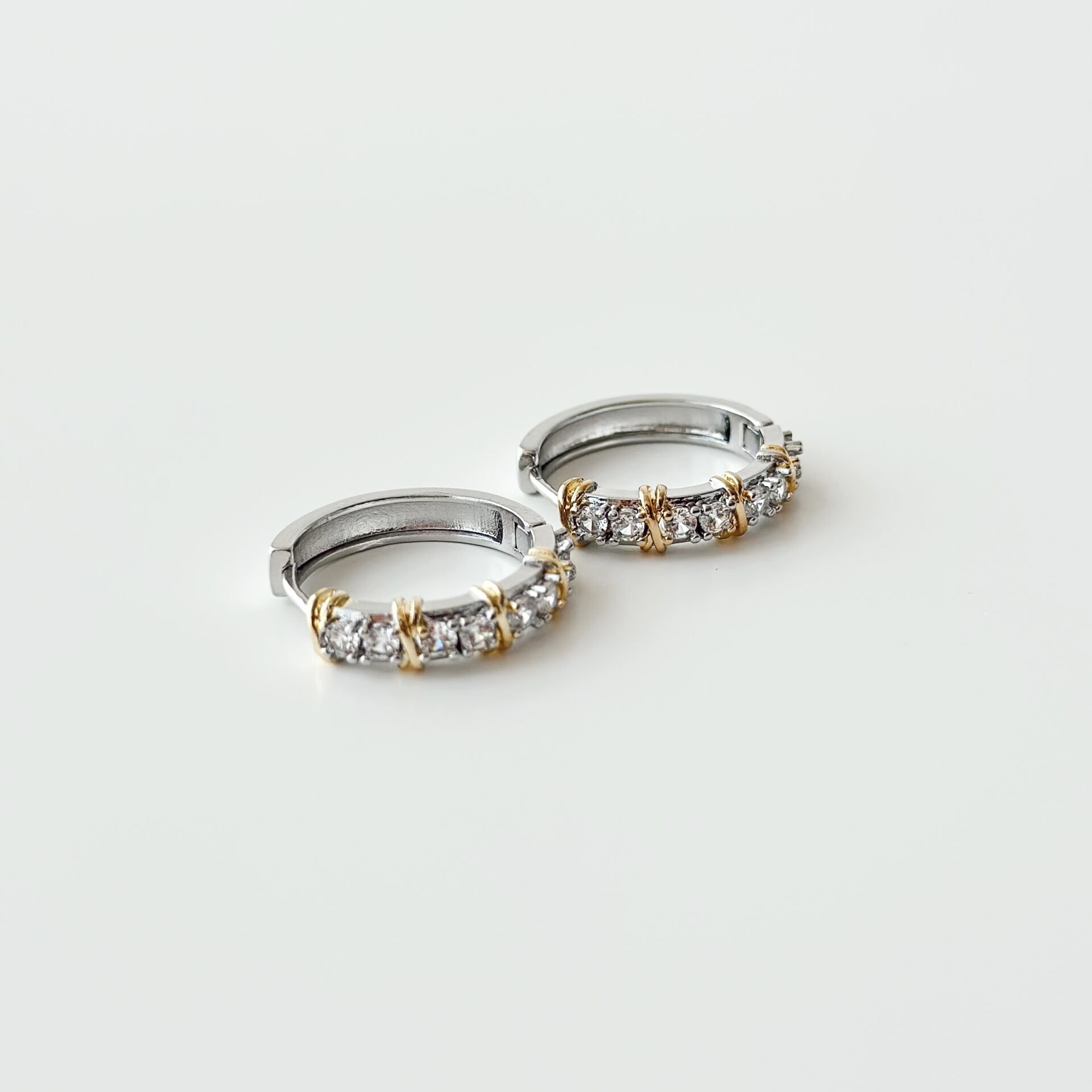 Hux Xuping Steel Earring | Çelik Küpe