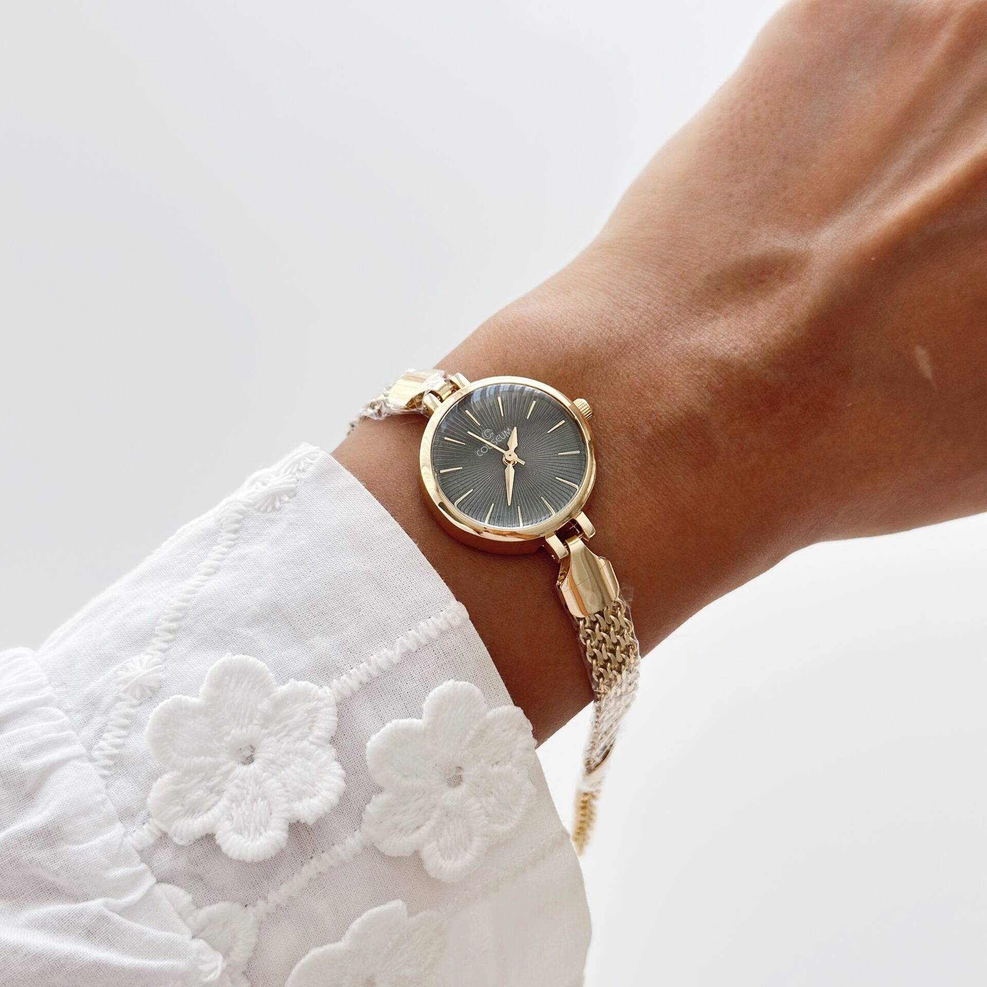Leo Gold-Green Watch | Saat