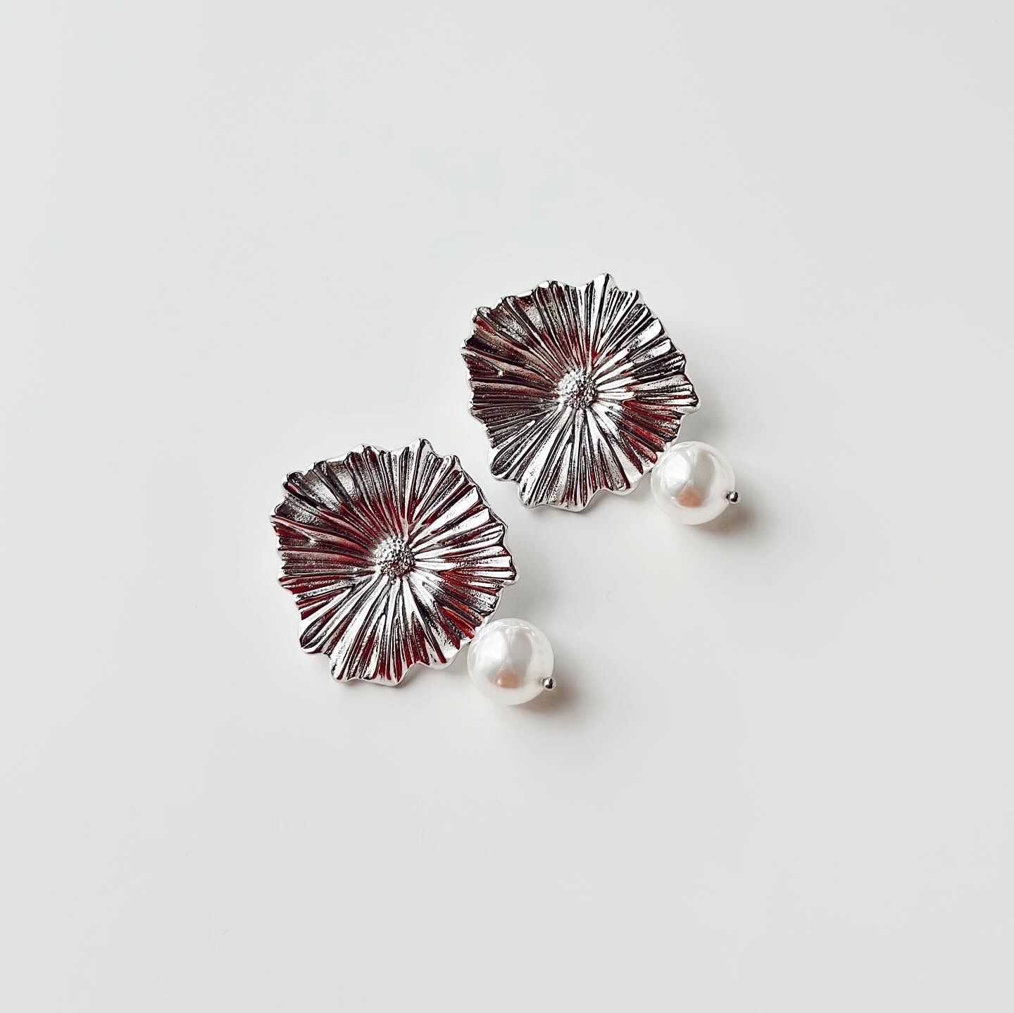 Leafty Pearl Steel Earring | Çelik Küpe