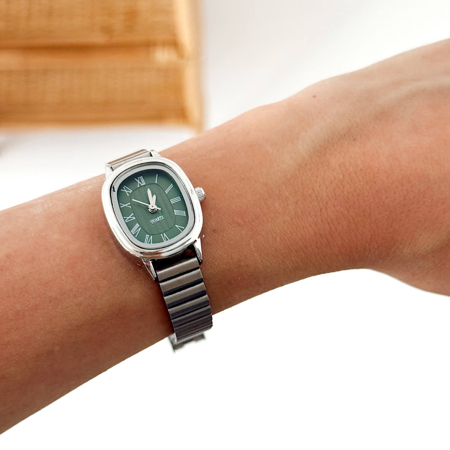Corris Silver-White Watch | Saat