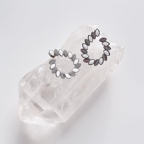 Le Feuill Grey Steel Earring